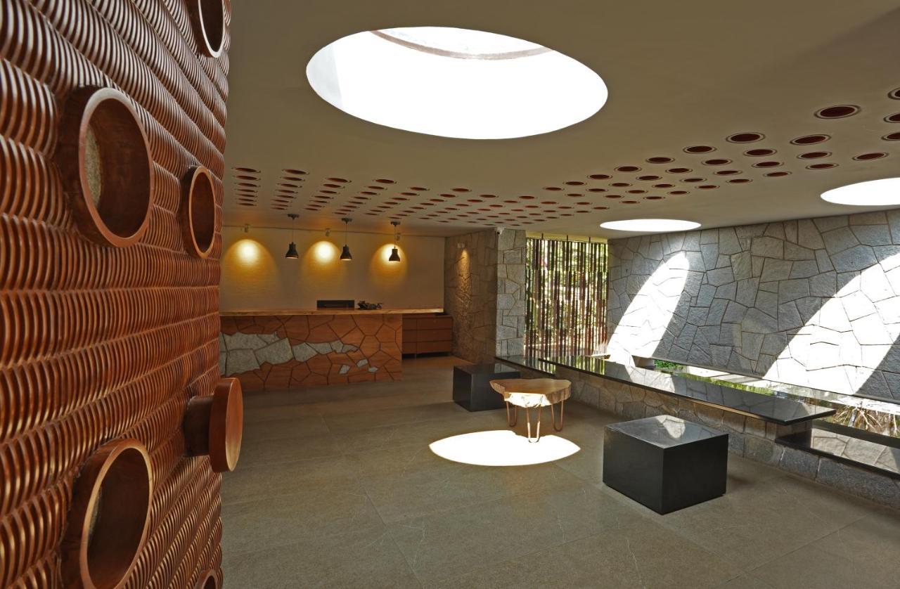 ホテル The Birchwood Retreat, マディケーリ エクステリア 写真