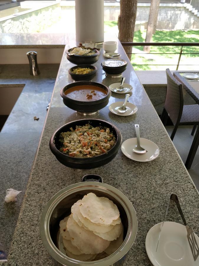 ホテル The Birchwood Retreat, マディケーリ エクステリア 写真